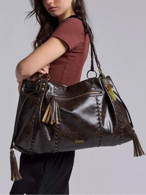 SALE Silence + Noise Brown Faux Leather XL Tote Bag New w/o tag Urban Outfitters